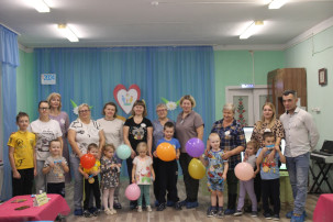Семья- волшебный символ жизни, Ромашки нежный лепесток! Семья- волшебный символ жизни, Ромашки нежный лепесток!.