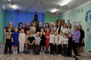 Светлый праздник Рождества Светлый праздник Рождества.